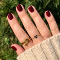 Obsessed on customer hand