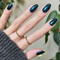 Dancing Green on customer hand