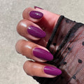 Plaza on customer hand