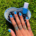 Blueberry Smash on customer hand