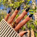 Cateye on customer hand