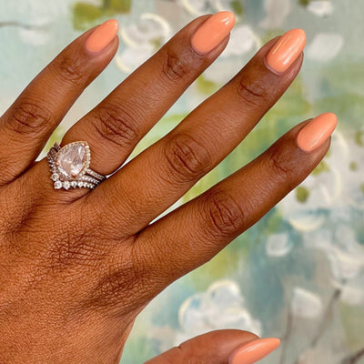 CS - Gel display on hand