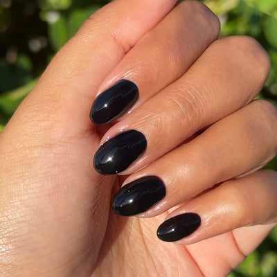 E+M - Gel on nails