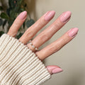 HZ - Gel on customer hand
