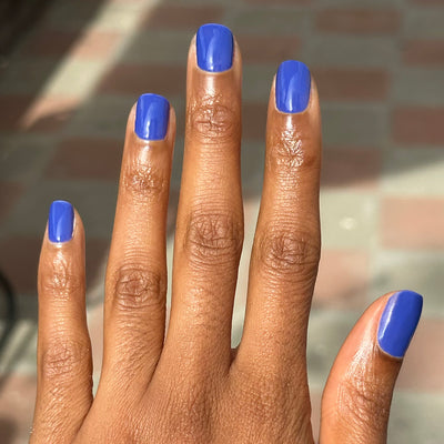 Your Mani Looks So Good in Those Jeans - Gel display on hand