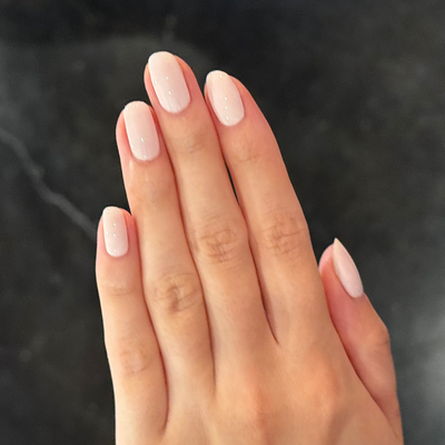 Icing is the Best Part - Gel display on hand