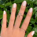LHG on customer hand
