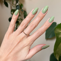 Meadow on customer hand