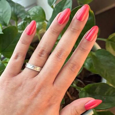 Rodeo Queen - Press-On | Medium | Oval on nails