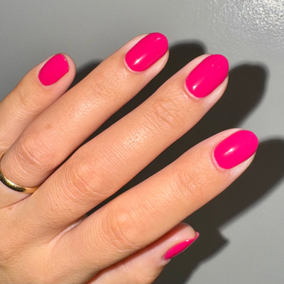 XOXO - Gel display on hand